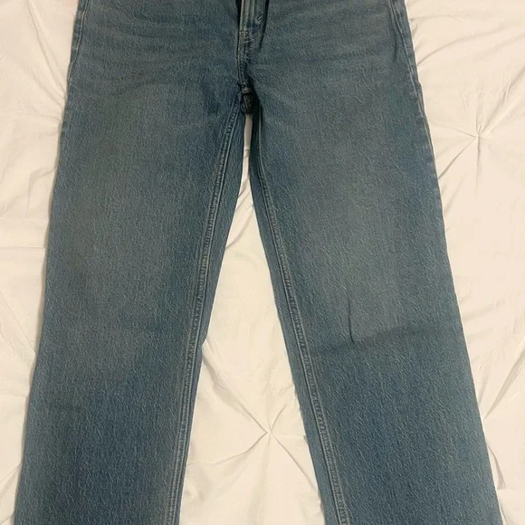 Abercrombie & Fitch Blue Mid Rise 90's Straight Jeans - Picture 5 of 5